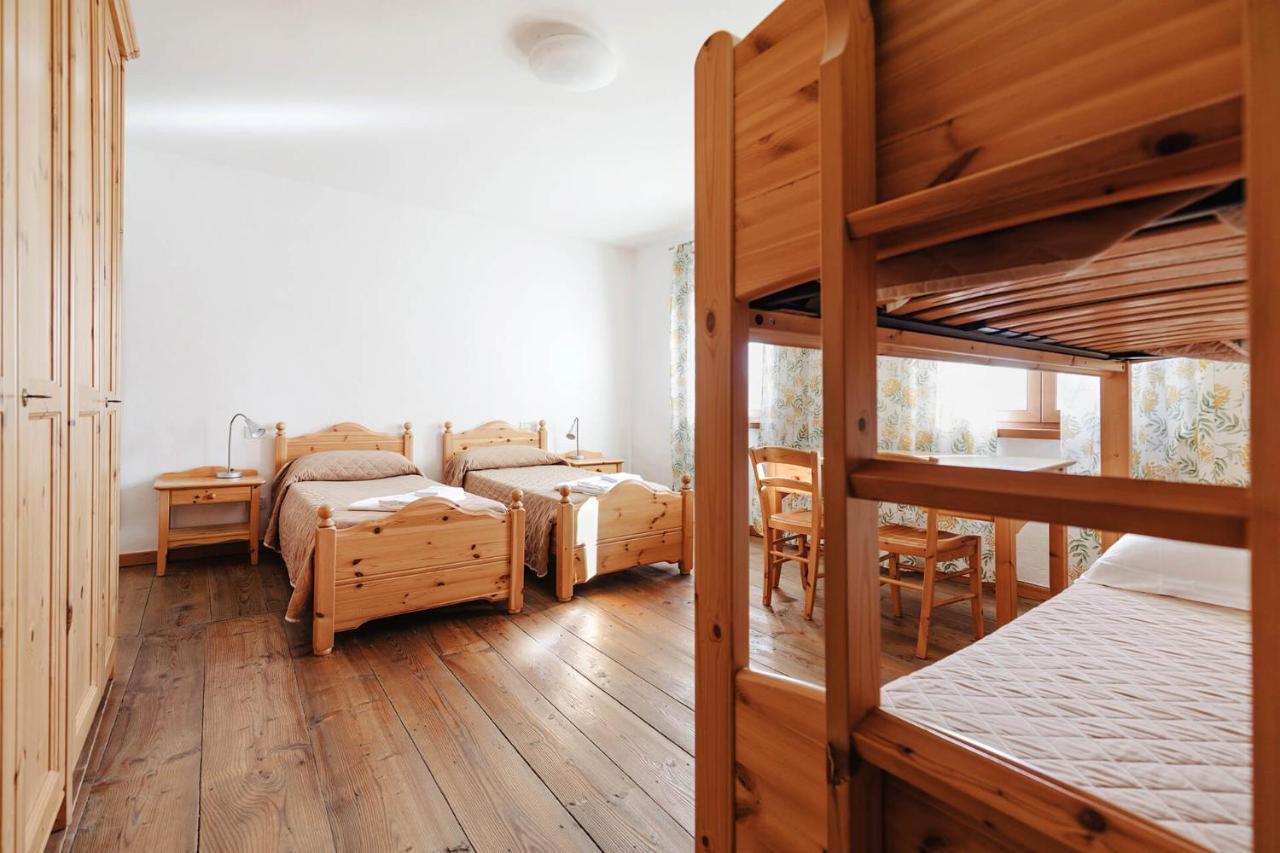Fondazione Lucia De Conz Vandrarhem San Gregorio nelle Alpi Exteriör bild