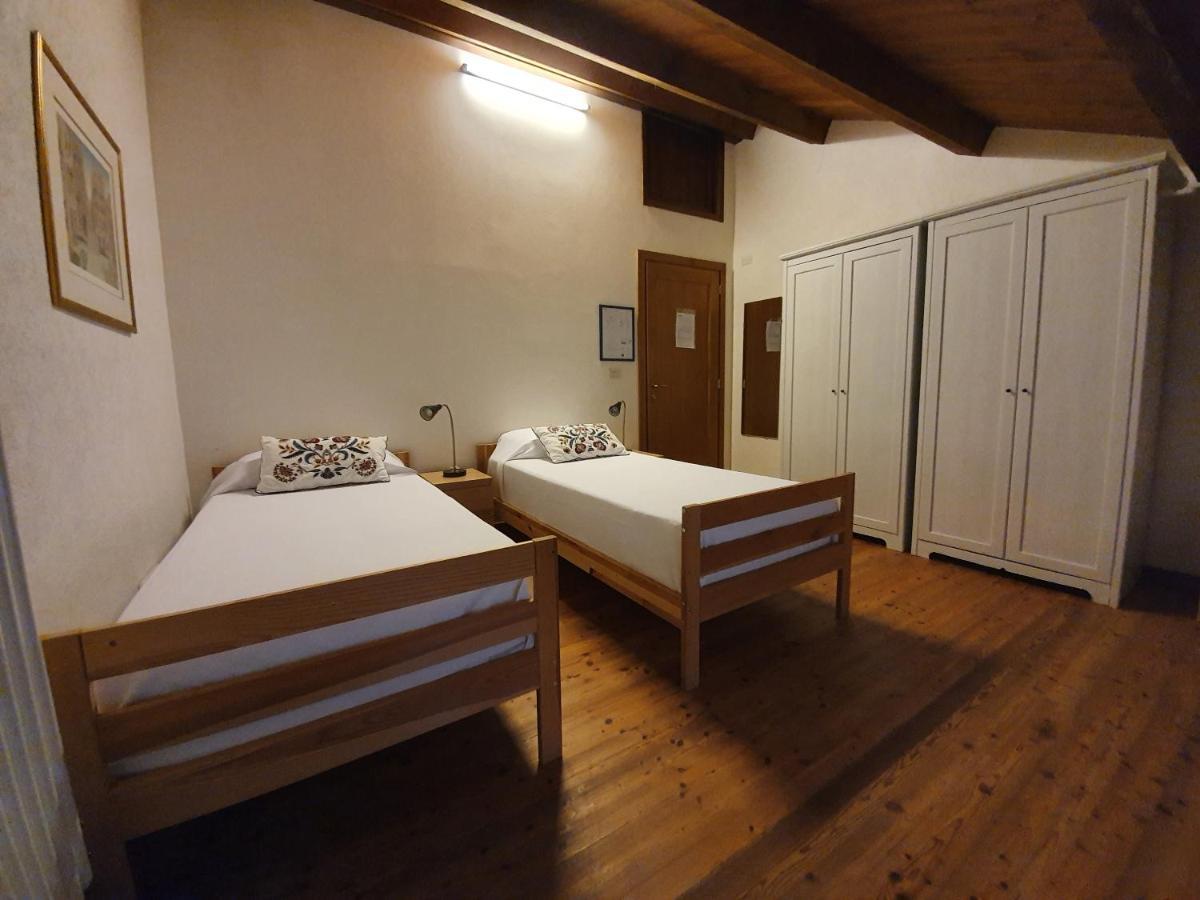 Fondazione Lucia De Conz Vandrarhem San Gregorio nelle Alpi Exteriör bild